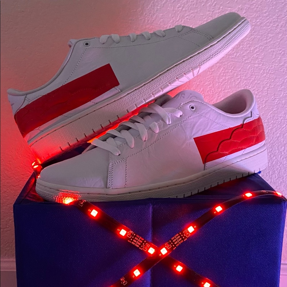 Air Jordan 1 Centre Court: White/University Red